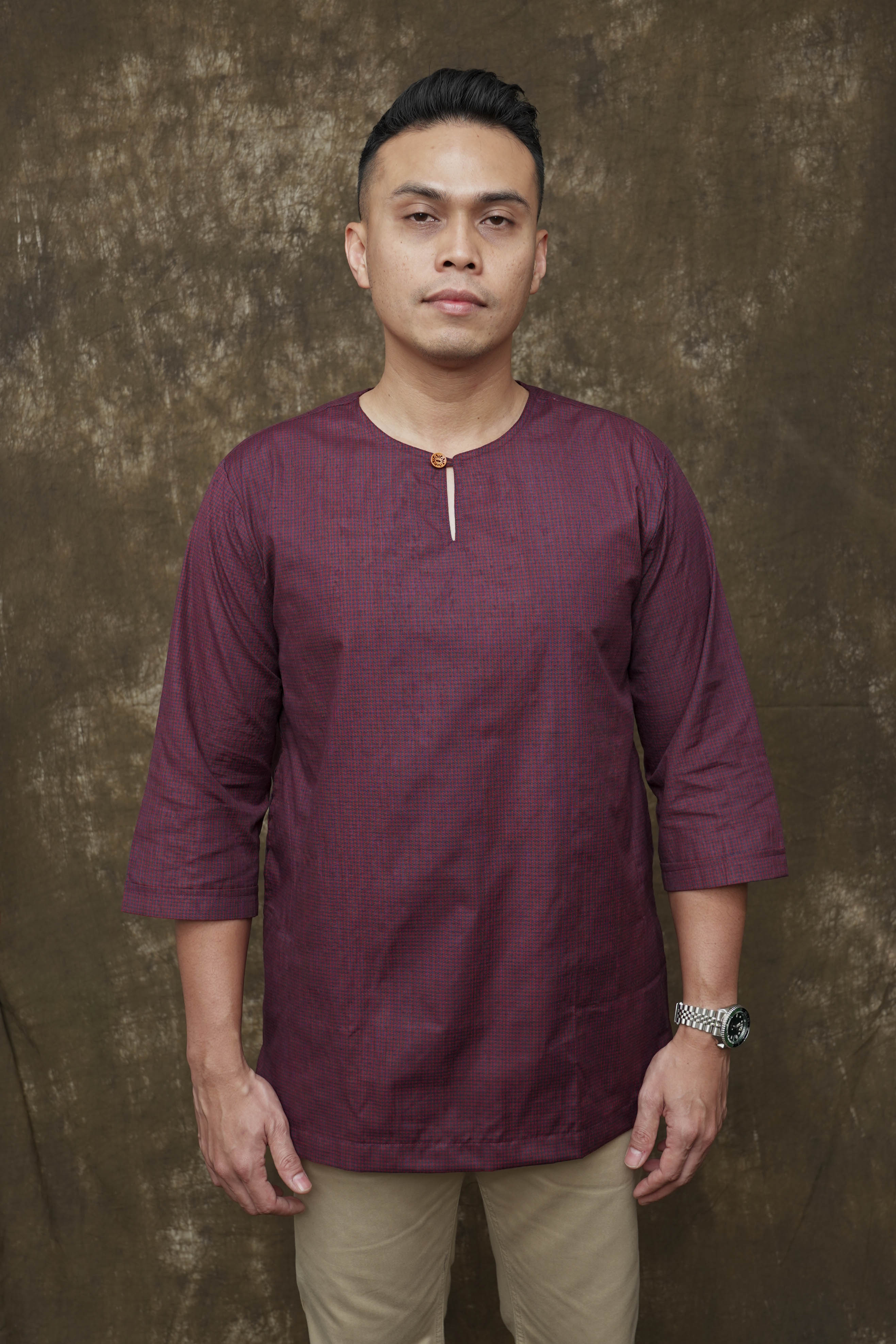 color-purple-checkered