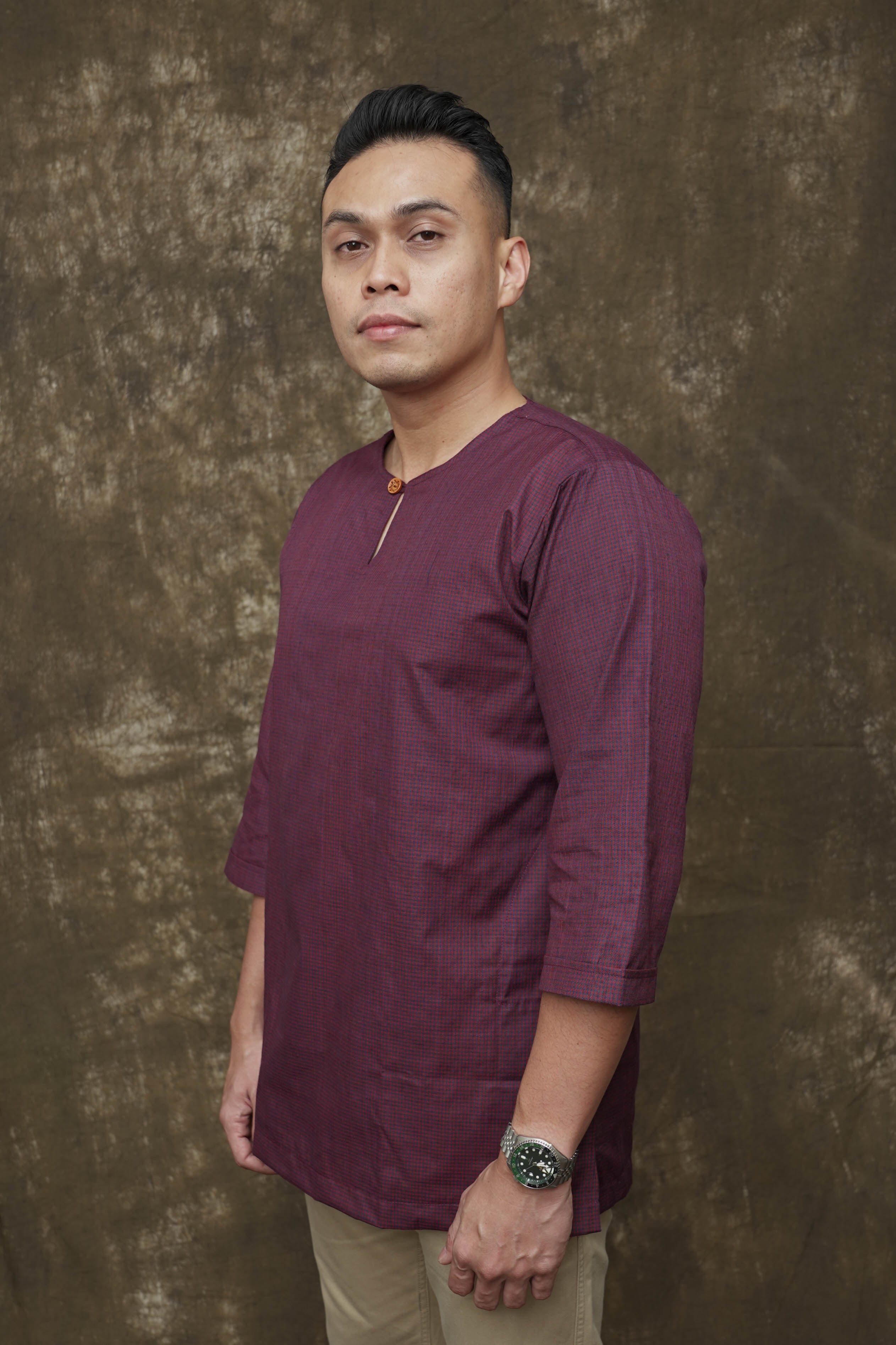 color-purple-checkered